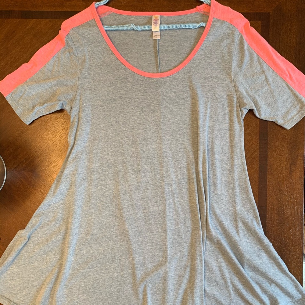 LuLaRoe Perfect Tee